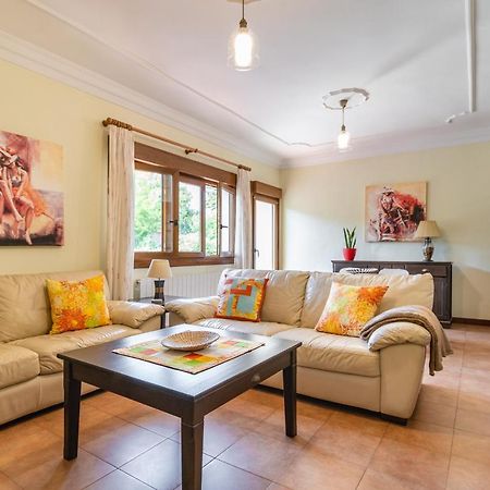 Apartamentos Privados Con Jardin Y Barbacoa Compartida En Laredo Kültér fotó